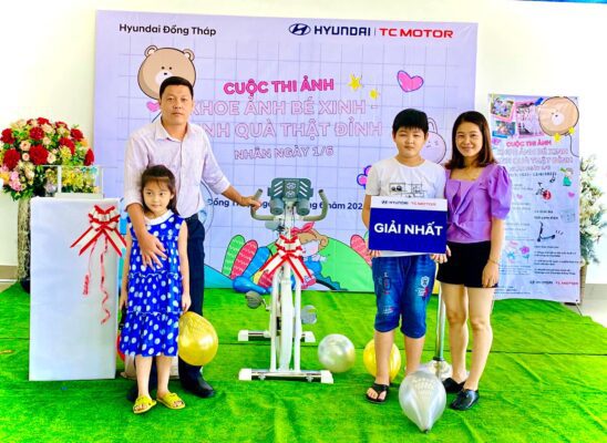 “KHOE ẢNH BÉ XINH, RINH QUÀ THẬT ĐỈNH”